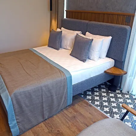 Perge Pine Adults Only 18 Antalya